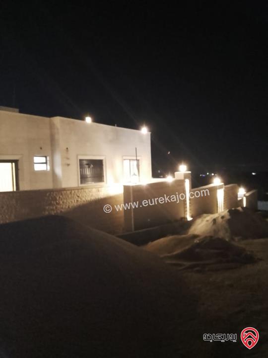 فيلا مساحة 449م على أرض 853م للبيع في عمان - ناعور أم القطين