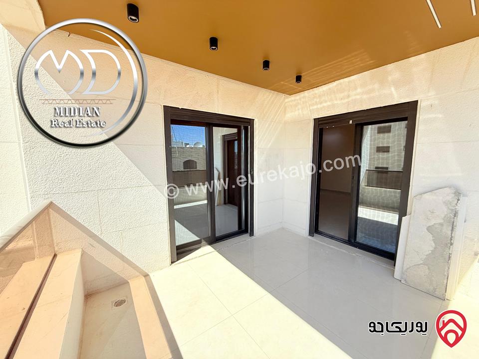 شقق فاخرة للبيع في عمان - ضاحية الرشيد مساحات 220م تشطيبات وديكورات عصرية اطلالة رائعة جديدة لم تسكن بأسعار مميزة