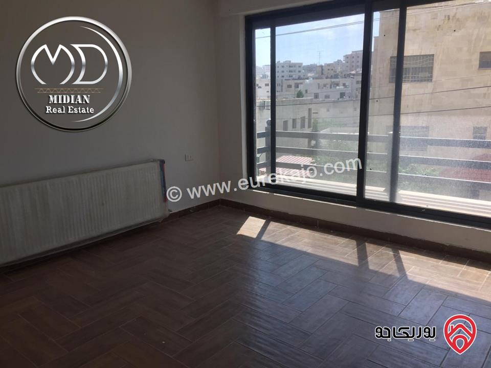 شقق فارغة للايجار في عمان - خلدا مساحات 180م تشطيبات و ديكورات سوبر ديلوكس اطلالة جميلة