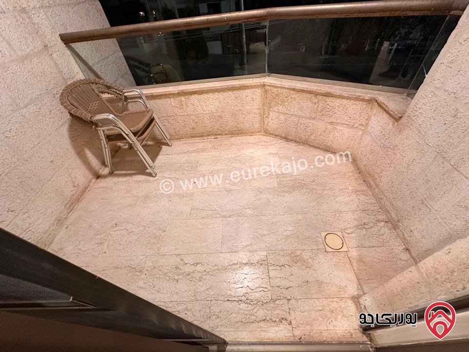 شقة مفروشة طابق أول مساحة 190م للايجار في عمان - دير غبار