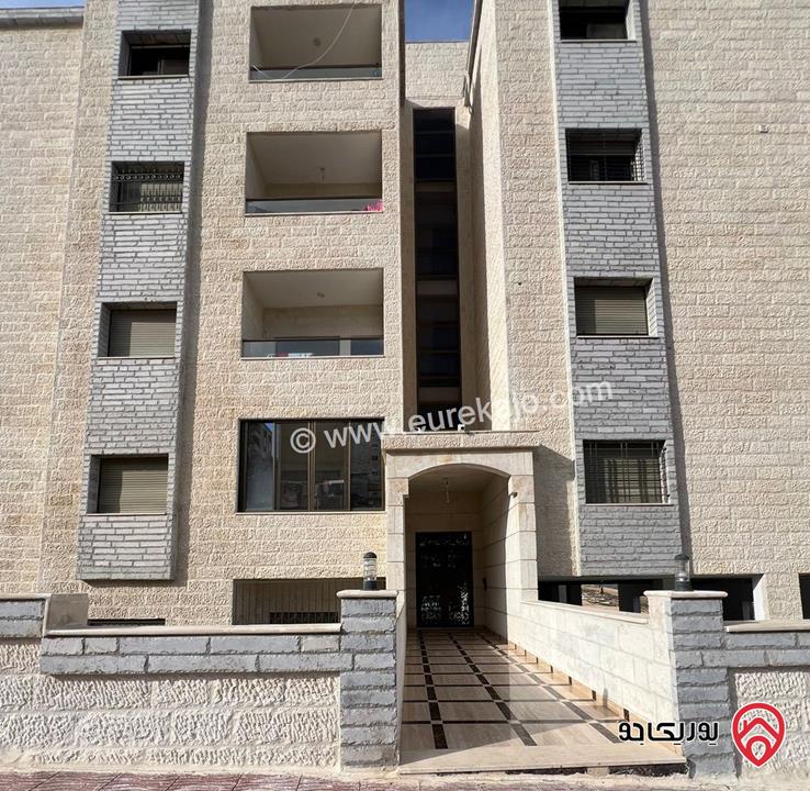 شقة مساحة 120م داخلي و 150م خارجي للبيع في عمان - ضاحية الرشيد