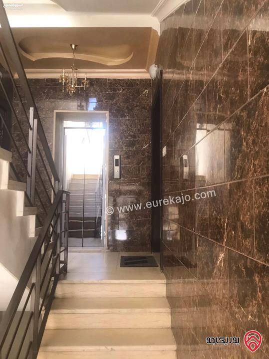 شقة طابق ثالث مساحة 120م للببع في عمان - ام السماق