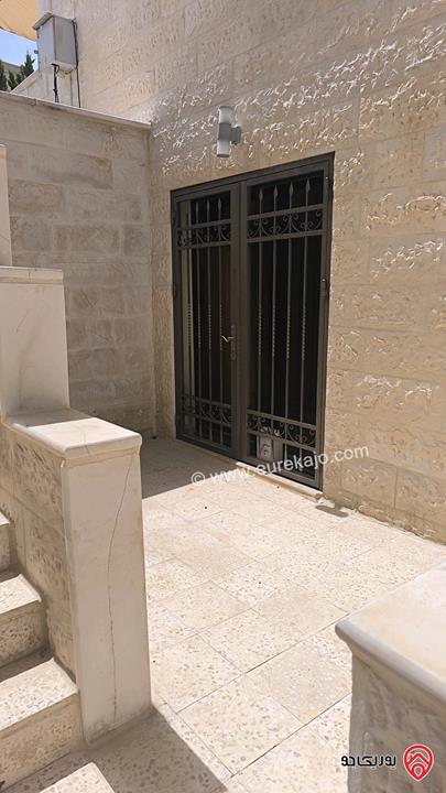 منزل مستقل مساحة 670م على أرض 501م للبيع في عمان - حي عدن شارع الرحاب 