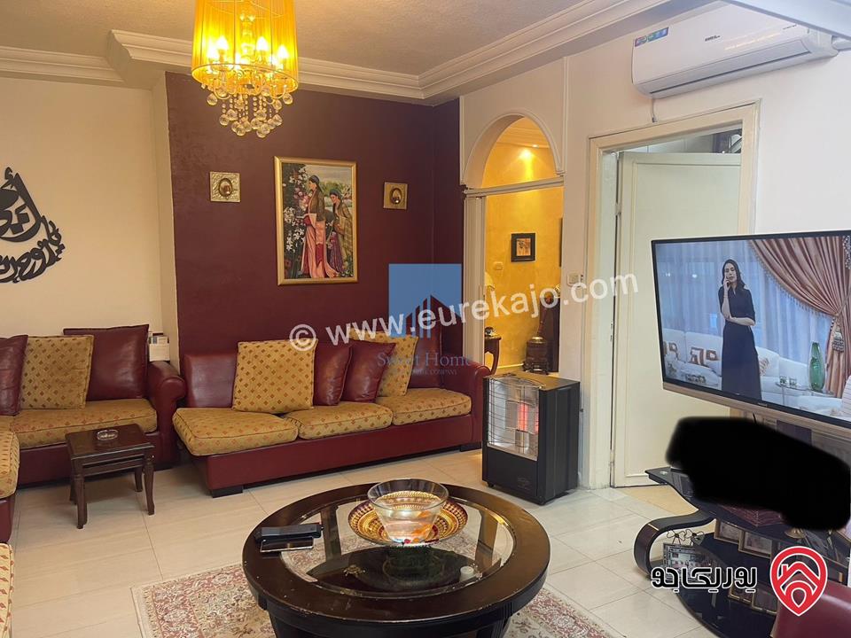 شقة فاخرة طابق اول 190م تشطيب سوبر ديلوكس للبيع في عمان - خلدا  