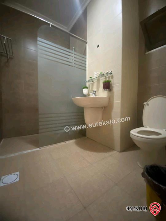 شقة طابق أرضي مساحة 130م للبيع في عمان - ام السماق