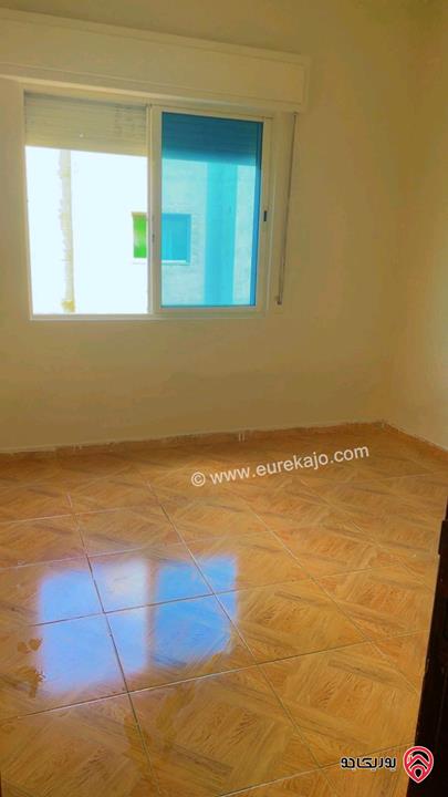 شقة طابق ثاني مساحة 79م للبيع في عمان - الجبيهة قرب جامعة الاميرة سمية