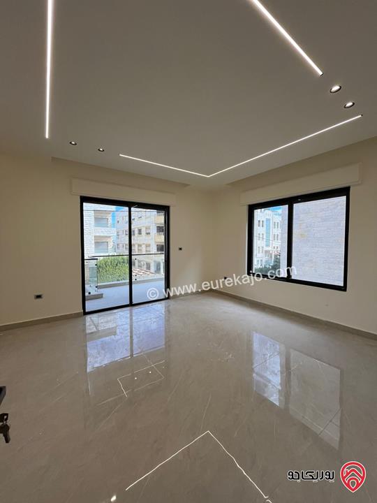 شقة طابق ثاني مساحة 170م للبيع في عمان - حي الصحابة