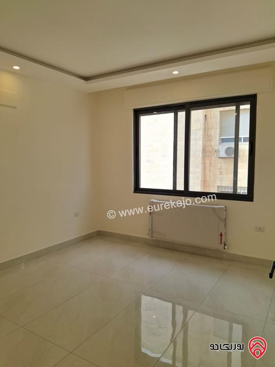 شقة جديدة طابق أول مساحة 175م للبيع في عمان - الرابية