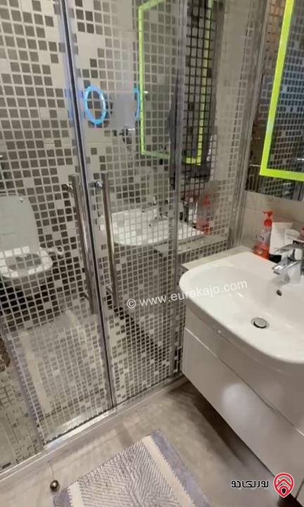 شقة طابق ثالث دوبلكس مساحة 230م للبيع مفروشة في عمان - دير غبار 