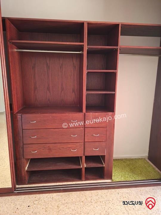 شقة طابق ثالث مساحة 140م للايجار في عمان - ام اذينة