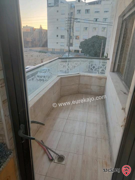 شقة طابق أول مساحة 128م للبيع في عمان - دير غبار