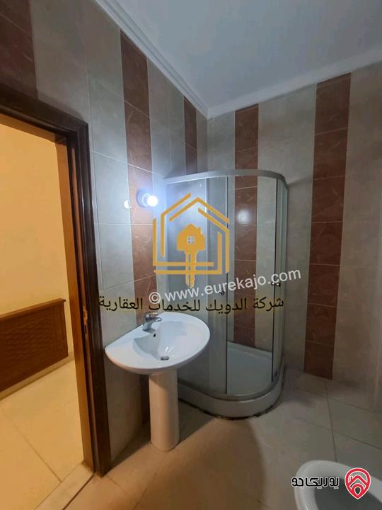 شقة فارغة طابق ارضي معلق مساحة 150م للإيجار في عمان - ضاحية الرشيد 