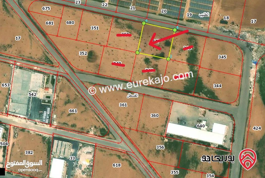 قطعة ارض صناعية صناعات خفيفة مساحة 4 دونم و 450م للبيع من أراضي جنوب عمان - القسطل واجهة على الشارع قريبة من الخدمات تصلح للاستثمار