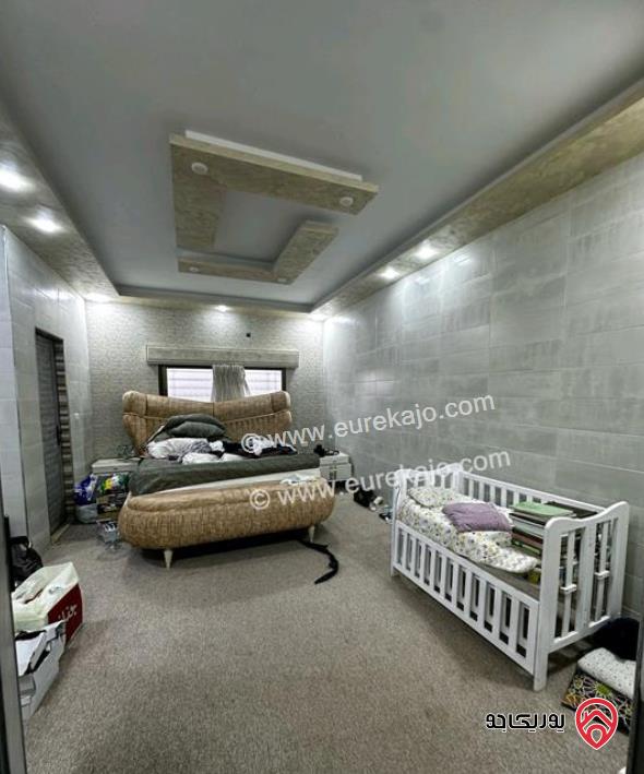 منزل مستقل مساحة 220م على ارض مساحة 500م للبيع في الزرقاء - بيرين