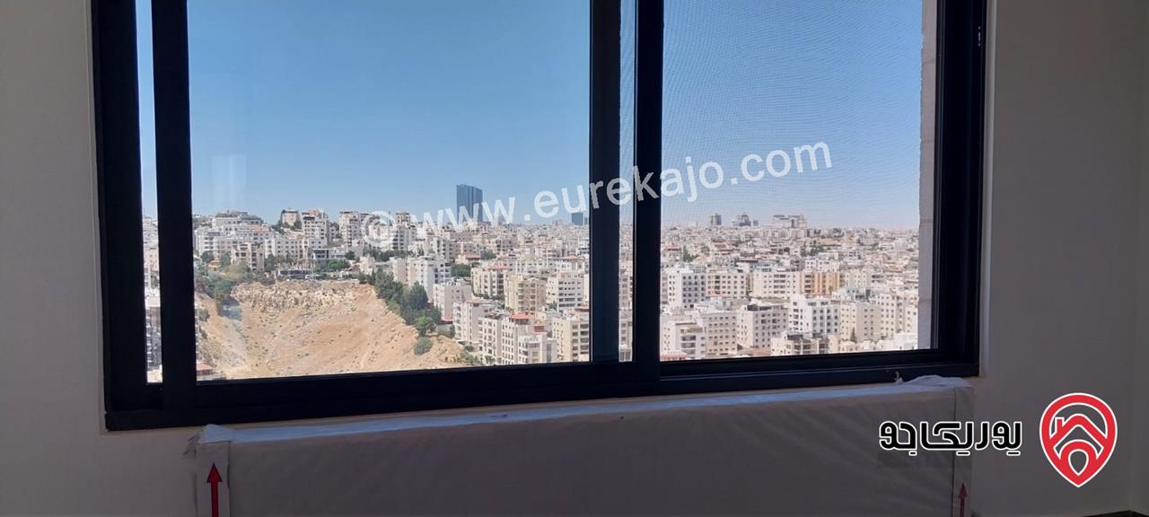 شقة للبيع في عمان - دير غبار طابق اخير مع روف مساحة البناء 180م ومساحة الترس 80م