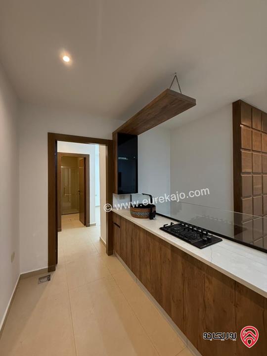 شقة دوبلكس مساحة 250م للبيع في عمان - دير غبار – تحفة هندسية بإطلالة بانورامية تأسر الأنفاس