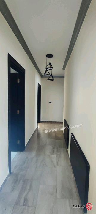 شقة طابق ثالث مساحة 200م للايجار في عمان - دير غبار