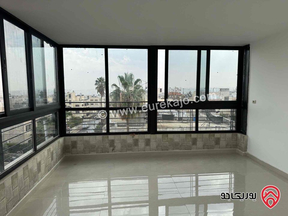 روف طابق 4 سوبر ديلوكس مساحة 80م للايجار في عمان - جبل الحسين