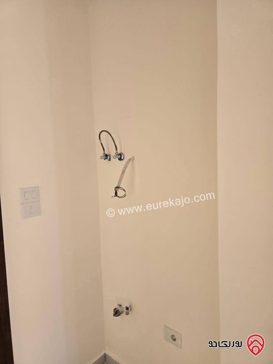 شقق طابق اول و ثاني مساحة 137م للبيع في عمان البنيات