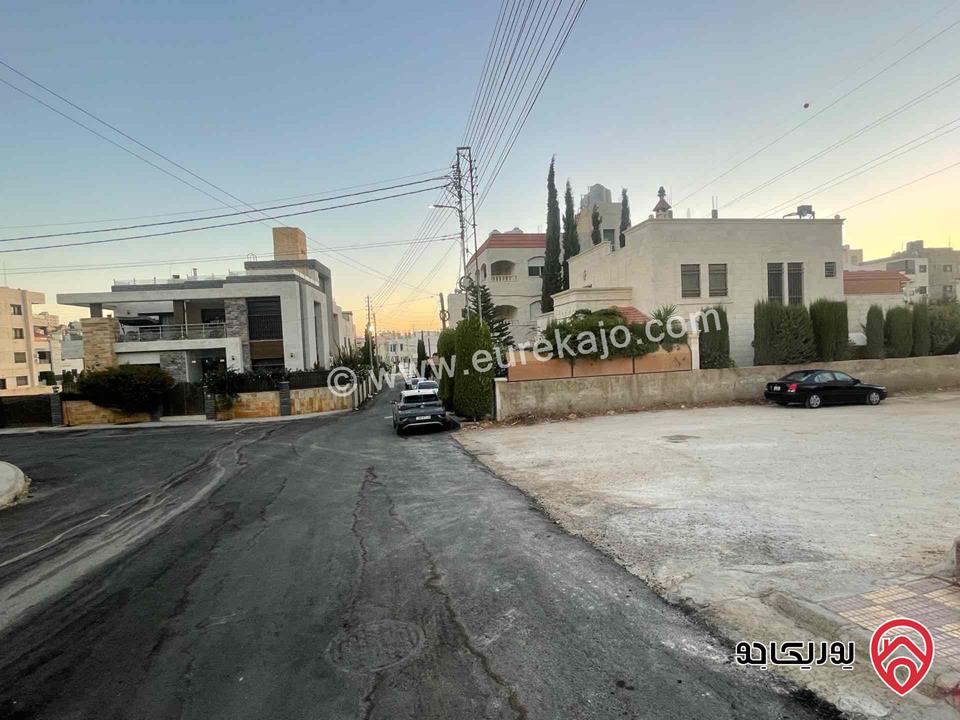 أرض مساحة 395م للبيع في عمان - البنيات