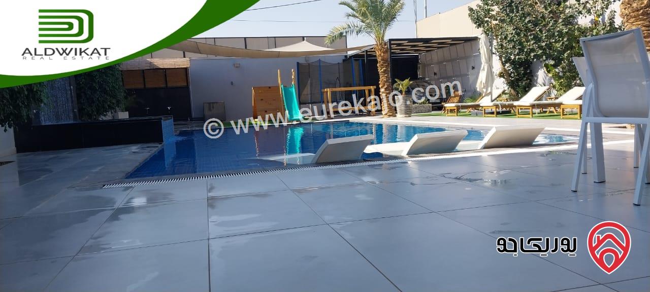 شاليه مساحة البناء 200م ومساحة الارض 660م ومساحة الحديقة 300م للبيع في الغور/منتجع البحيرة البحر الميت 