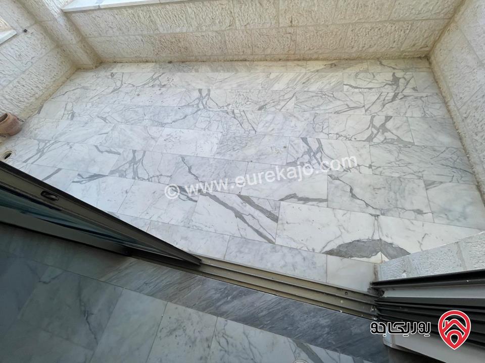 شقة فارغة مساحة 325م للإيجار في عمان - ضاحية الأمير راشد 