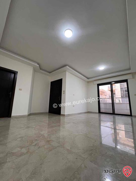 شقة طابق اول مساحة 150م للايجار في عمان - ام السماق شارع مكة 