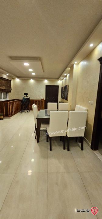  شقة دوبلكس مع روف مساحة 349م للبيع في الفحيص – الرهوة