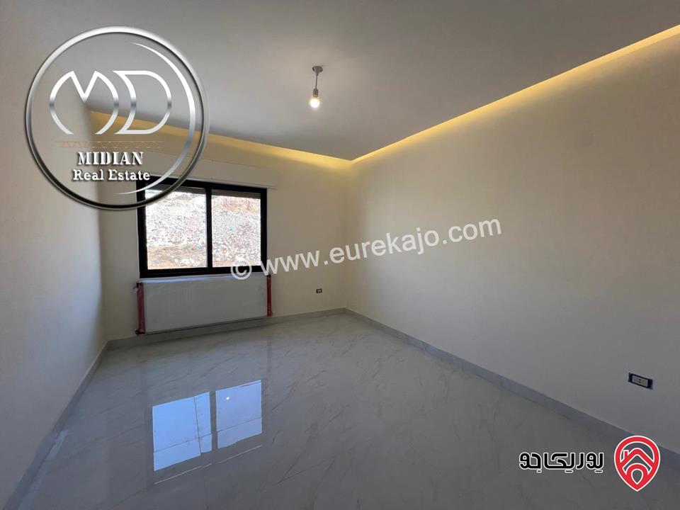 شقق جديدة للبيع في عمان - الظهير مساحات 160م & 200م تشطيبات وديكورات فاخرة مع تراسات و حدائق اطلالة جميلة بأسعار مميزة