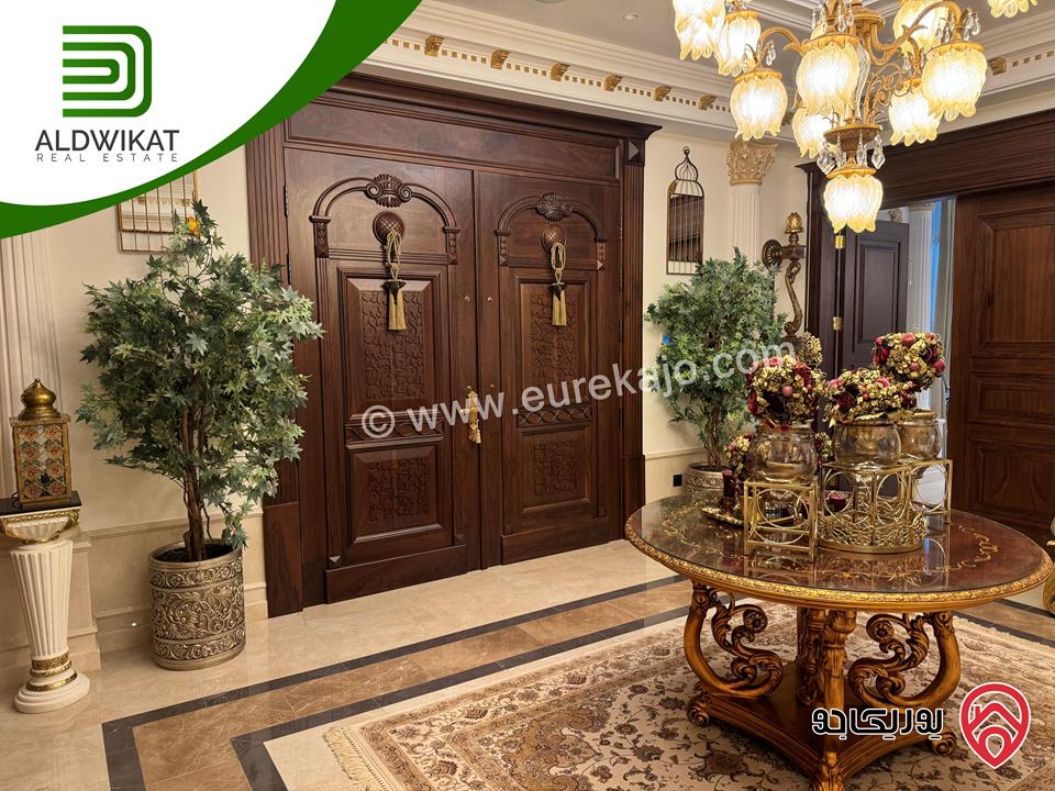 قصر للبيع في عمان - دابوق مساحة الارض 2650م ومساحة البناء 2000م ومساحة الحديقة 1500م ومساحة الترس 400م