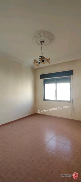 شقة مساحة 130م طابق أول للبيع في عمان - طبربور