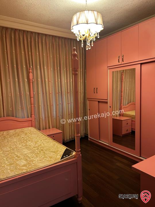 شقة مفروشة مساحة 350م للايجار في عمان - ضاحية الرشيد