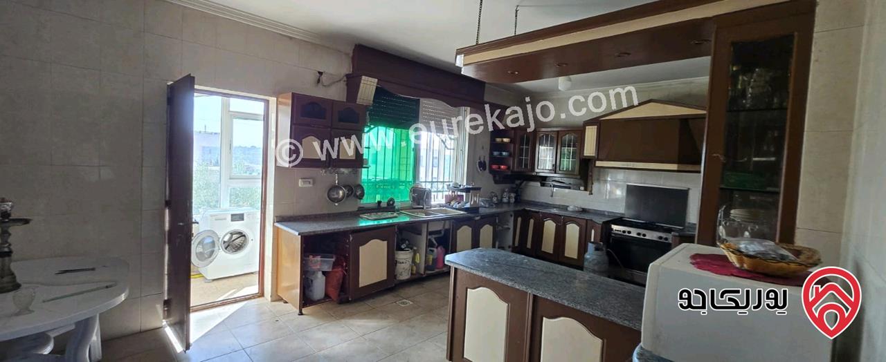 فيلا مساحة 650م على أرض 475م للبيع في عمان - أم البساتين