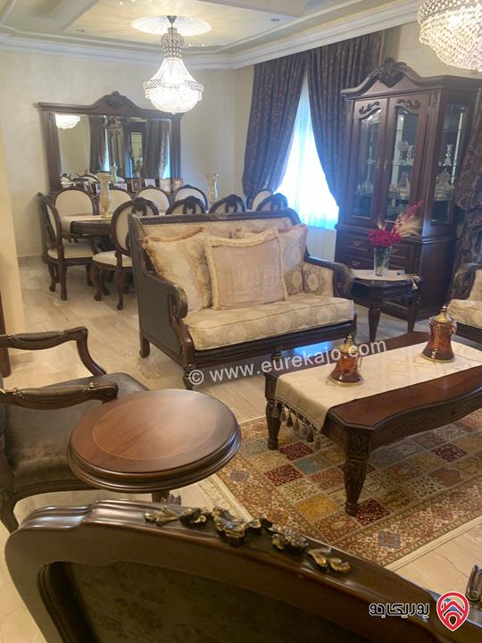 شقة طابق ثاني مساحة 209م للبيع في عمان - خلدا