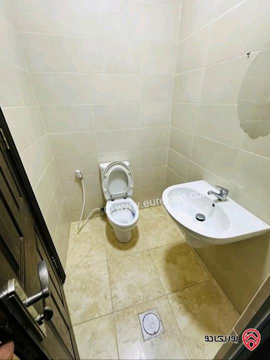 شقة فارغة طابق أرضي مساحة 120م للايجار في عمان - تلاع العلي شارع الجامعة 