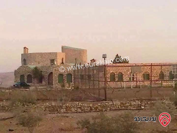 مزرعة فاخرة مساحة 17 دونم للبيع في مادبا – منطقة الزعفران