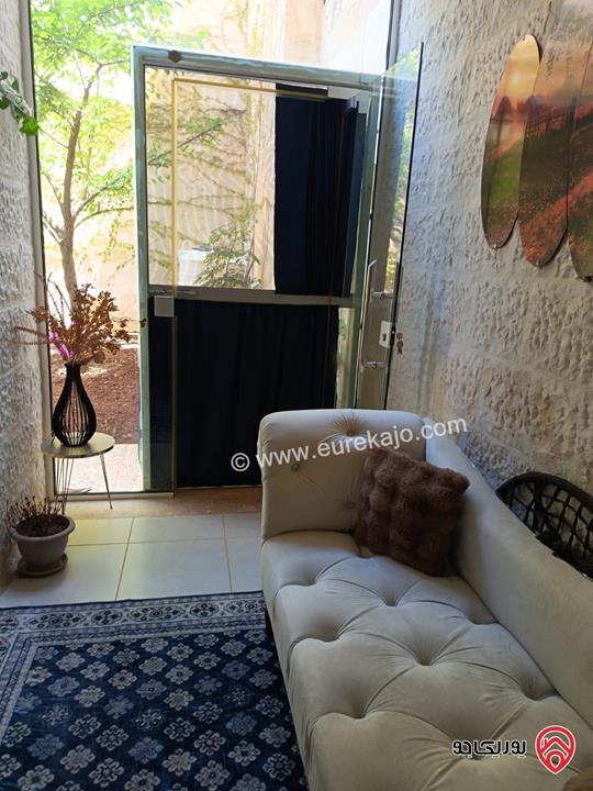 شقة تسوية ثانية مساحة 216م داخلي و 60م خارجي للبيع في عمّان – الحمر | حوض الأميرة عالية 