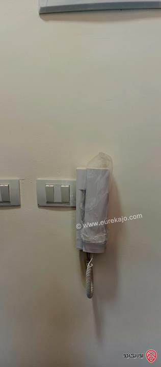 شقة مساحة 145م طابق ثاني للبيع في الزرقاء الجديدة