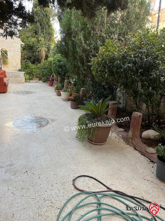 بيت مستقل مساحة 600م على أرض 980م للبيع في عمان - طبربور 