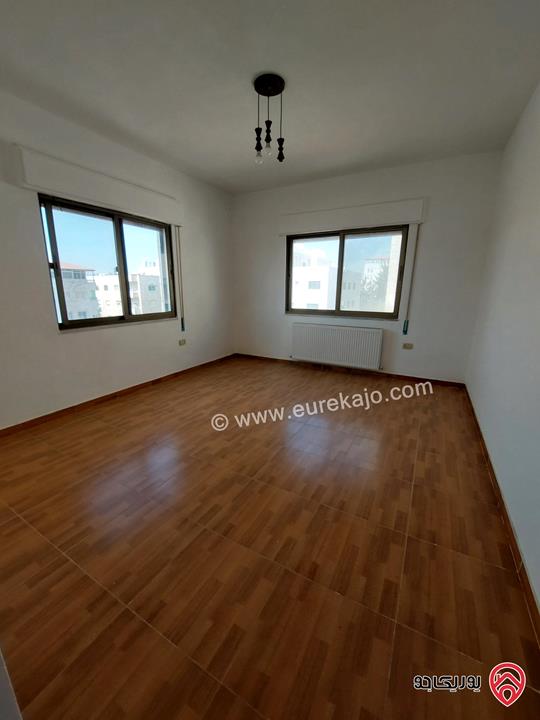 شقة طابق ثالث مساحة 175م للبيع في عمان - ضاحية الرشيد