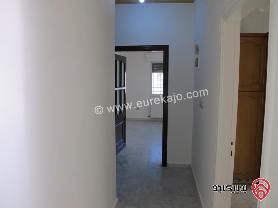 شقة مساحة 167متر طابق ثالث للبيع في عمان - السابع خلف مسجد ابو عيشة