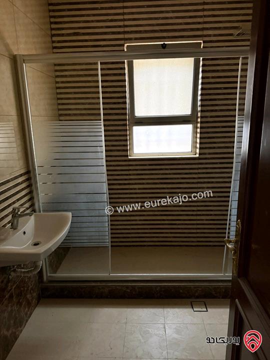 شقة طابق أرضي دوبلكس مساحة 418م داخلي و 250م خارجي للبيع في عمان - عبدون