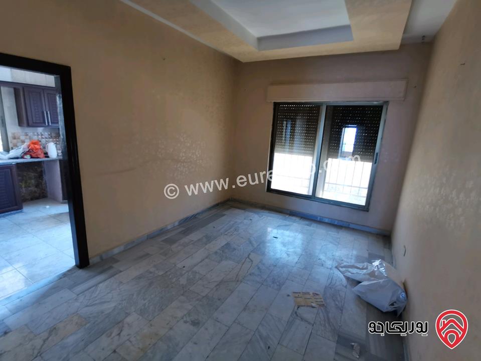 شقة مساحة 115م وروف مساحة 115م للبيع في عمان - ماركا الجنوبية حي الربوة