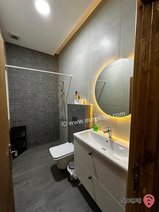 شقة مفروشة طابق أرضي مساحة 117م للايجار في عمان - اللويبدة