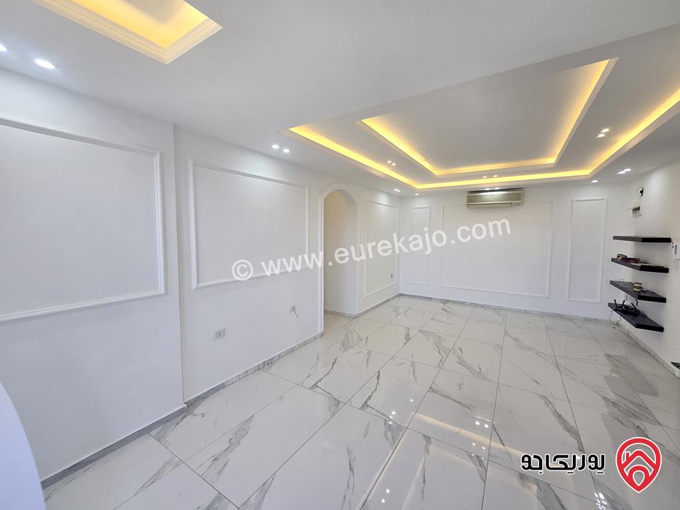 شقة فارغة مساحة 200م طابق أول للايجار في عمان - الرابية