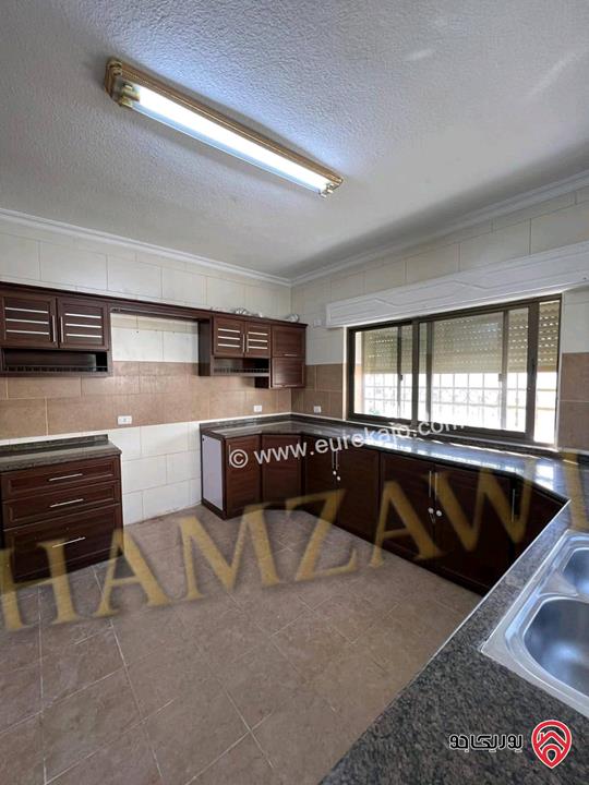 شقة طابق ثاني مساحة 170م للايجار في عمان - حي الصحابة طريق المطار 