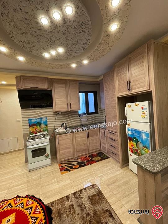 فيلا مساحة 700م على أرض 1 دونم مفروشة للإيجار في عمان - الجبيهة