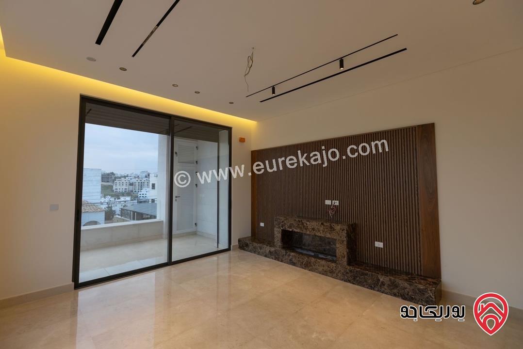 فيلا مساحة 750م على أرض 500م للبيع في عمان - ام تينه دابوق بالقرب من المواصفات و المقاييس و كوخ دابوق