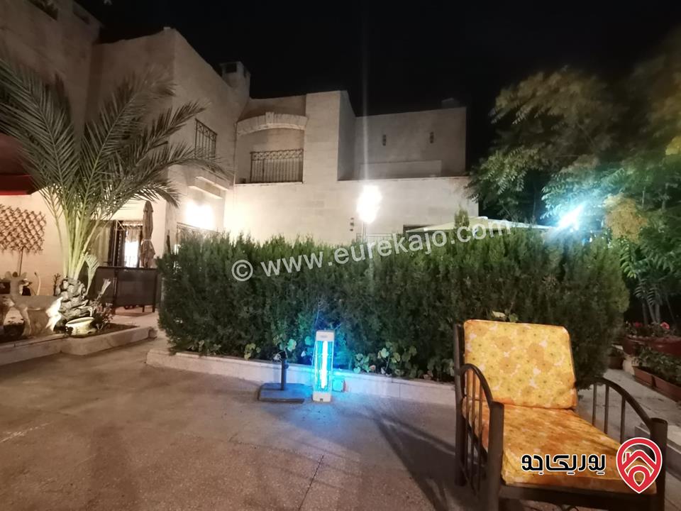 فيلا فاخرة مساحة 340م على أرض 872م للبيع في عمان - مدينة الفحيص