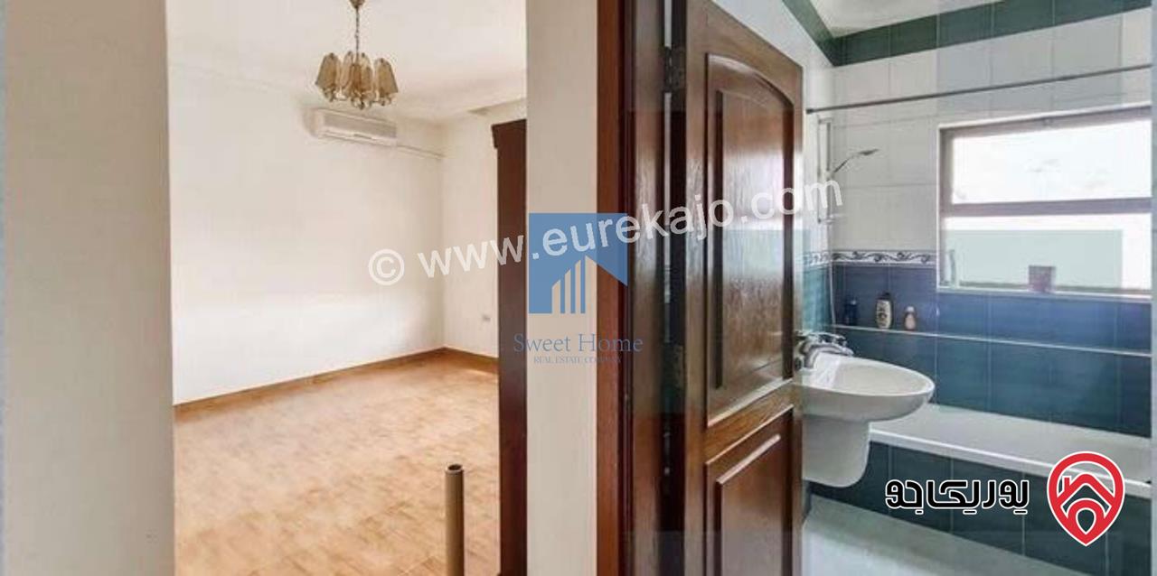 شقة طابقية مفروشة فاخرة للبيع في عمان - أم السماق قرب جامع التلاوي طابق ثاني 312م بسعر مغري